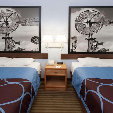 Super 8 By Wyndham Huntington Hotel Kültér fotó